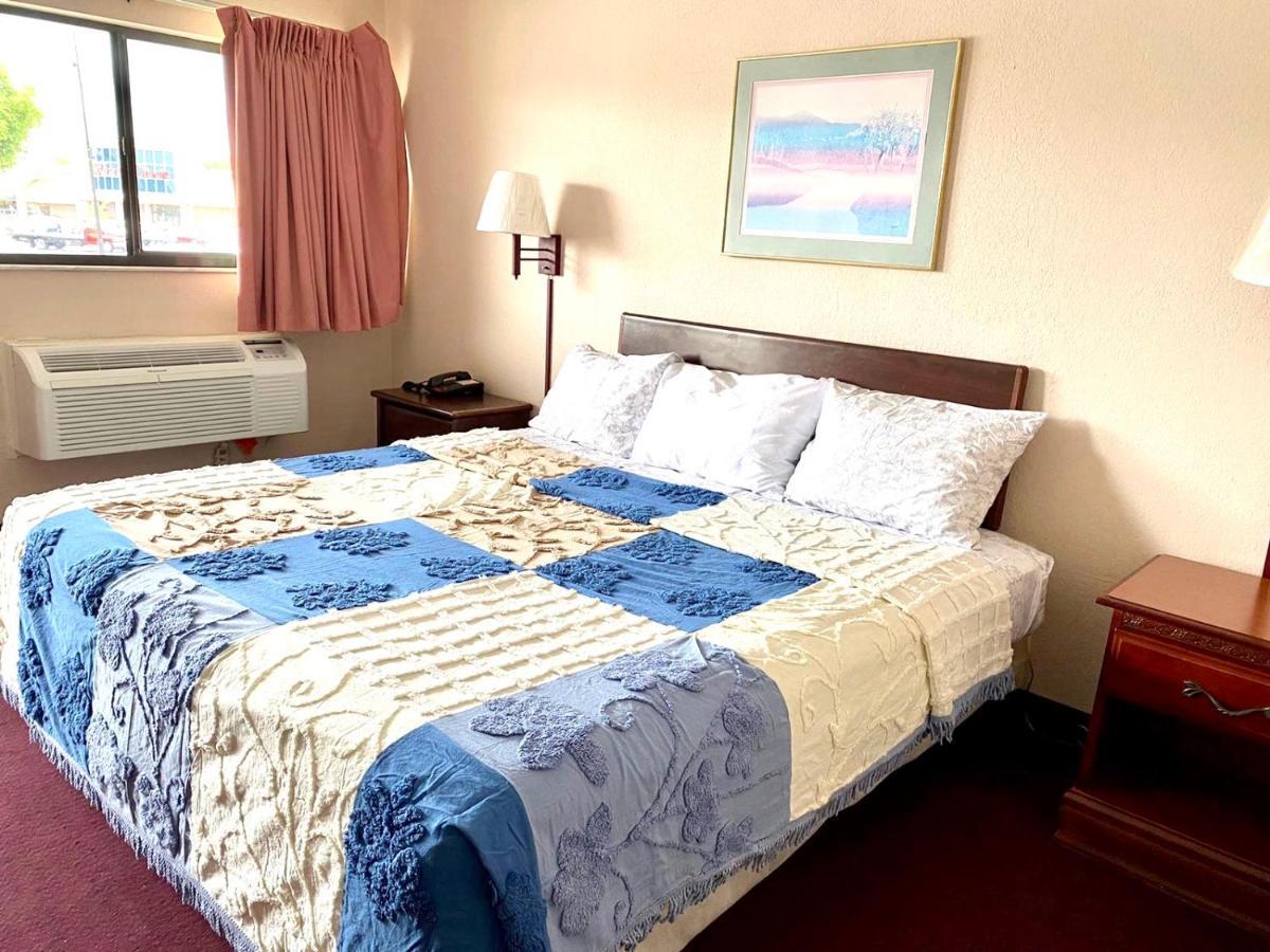 Regency Inn Fern Park Eksteriør billede